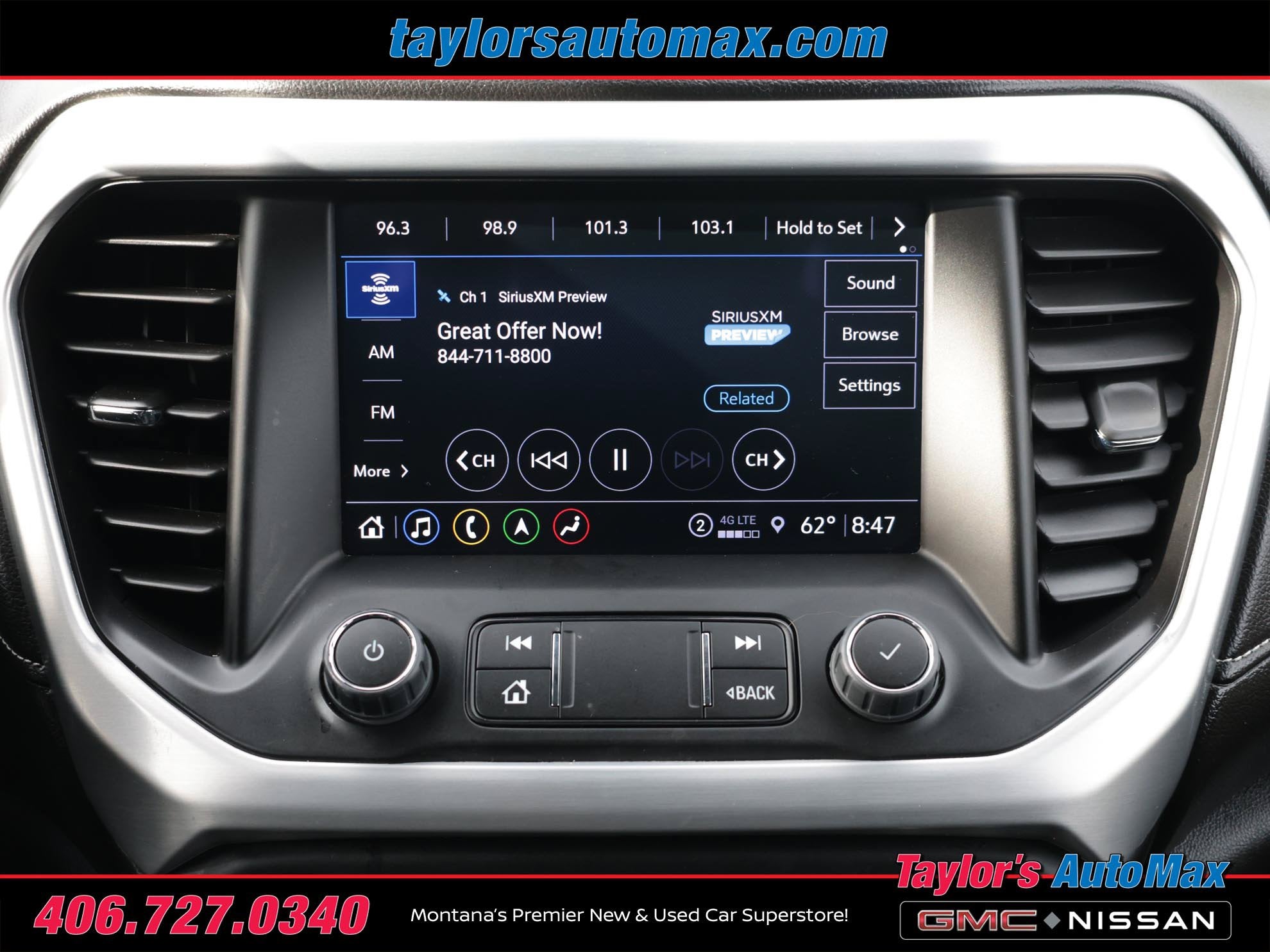 2023 GMC Acadia SLT