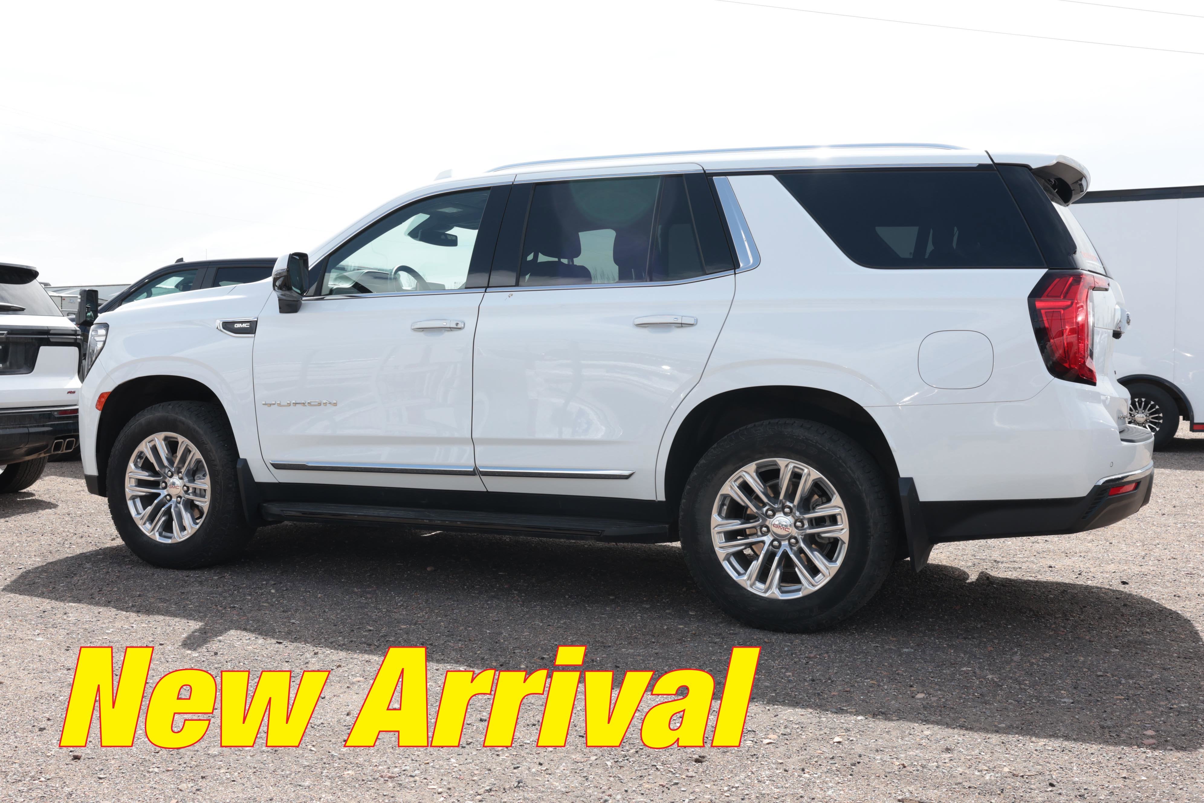 2023 GMC Yukon SLT