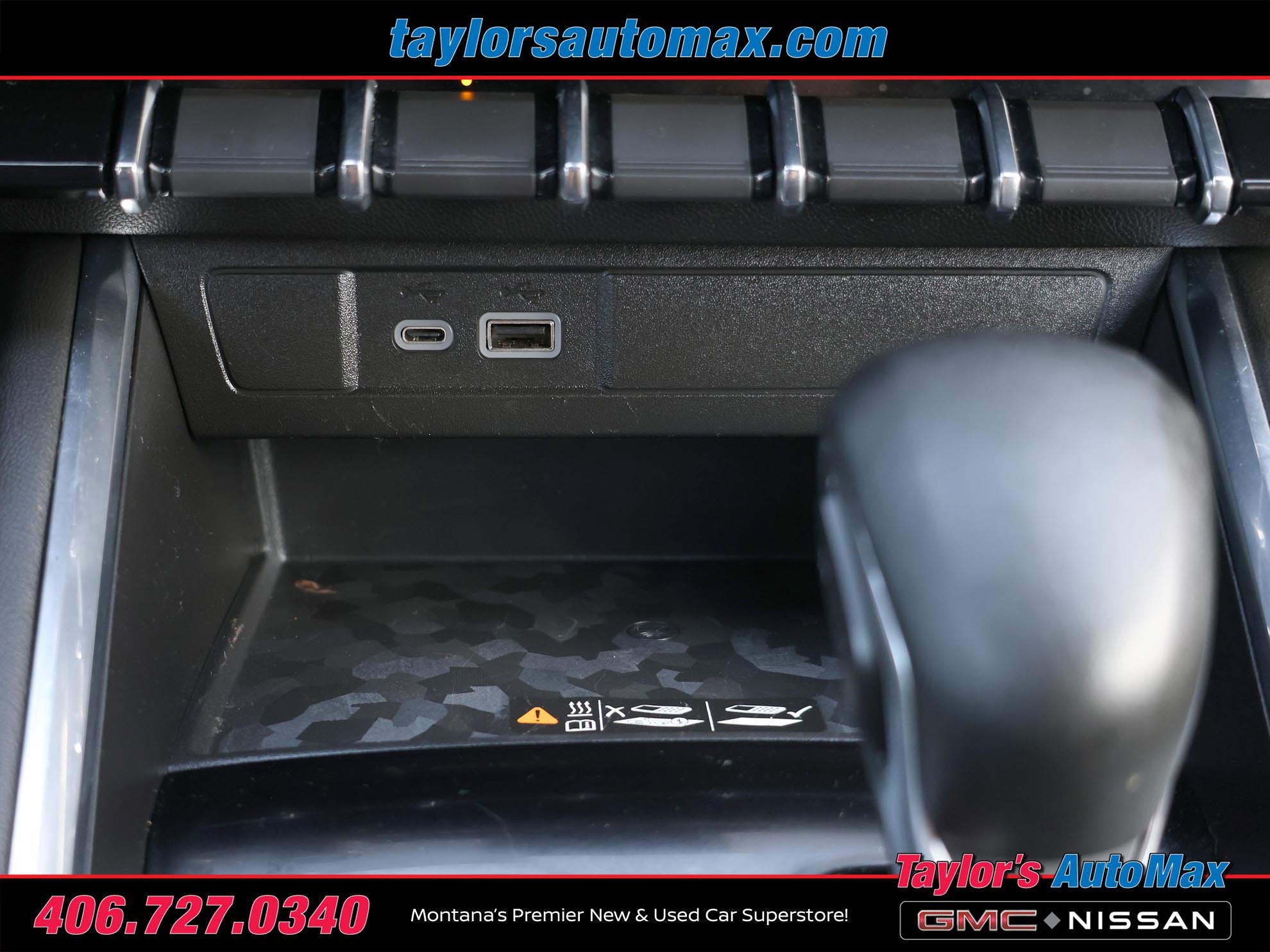 2023 GMC Canyon 4WD AT4