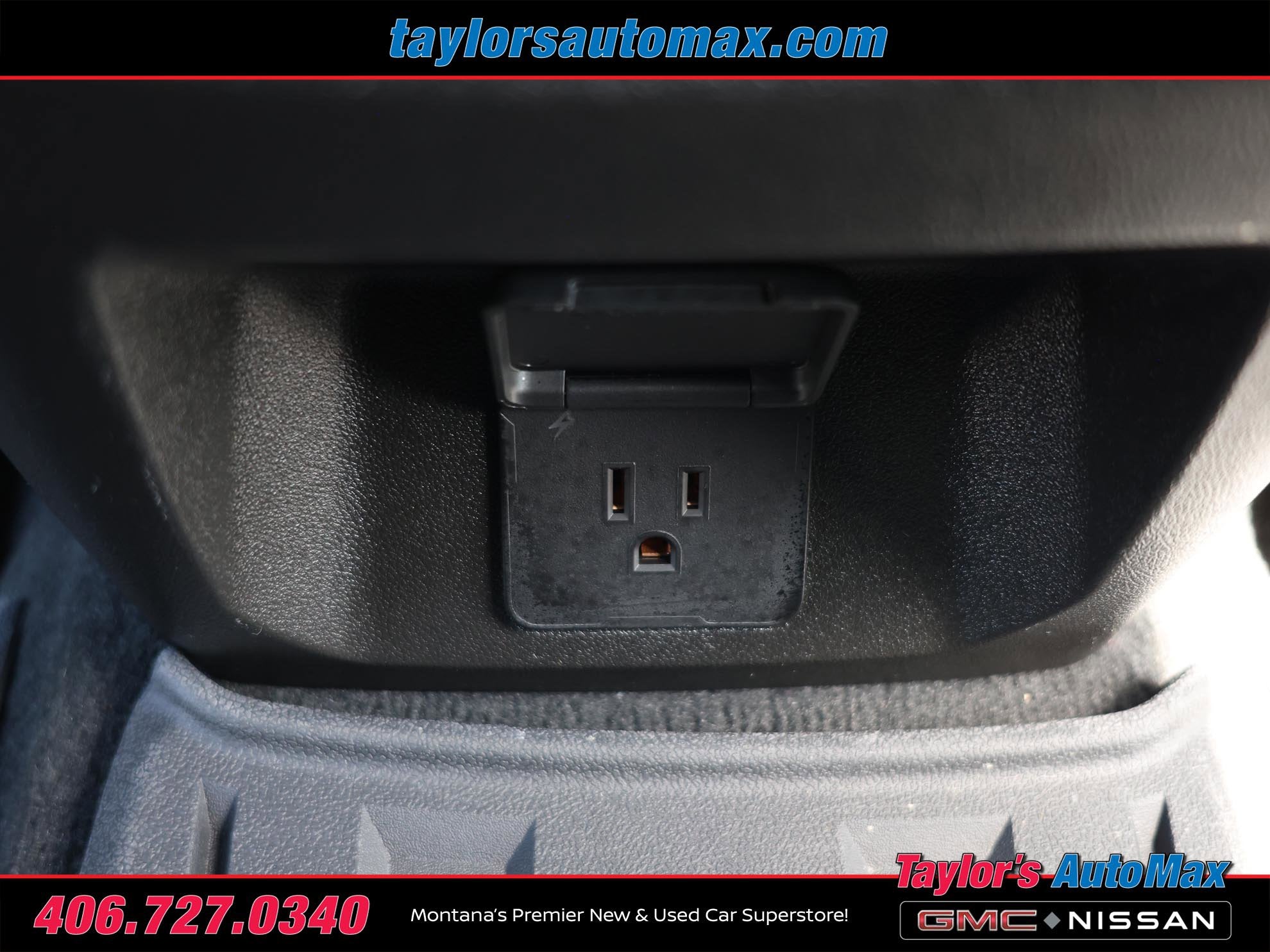 2023 GMC Canyon 4WD AT4