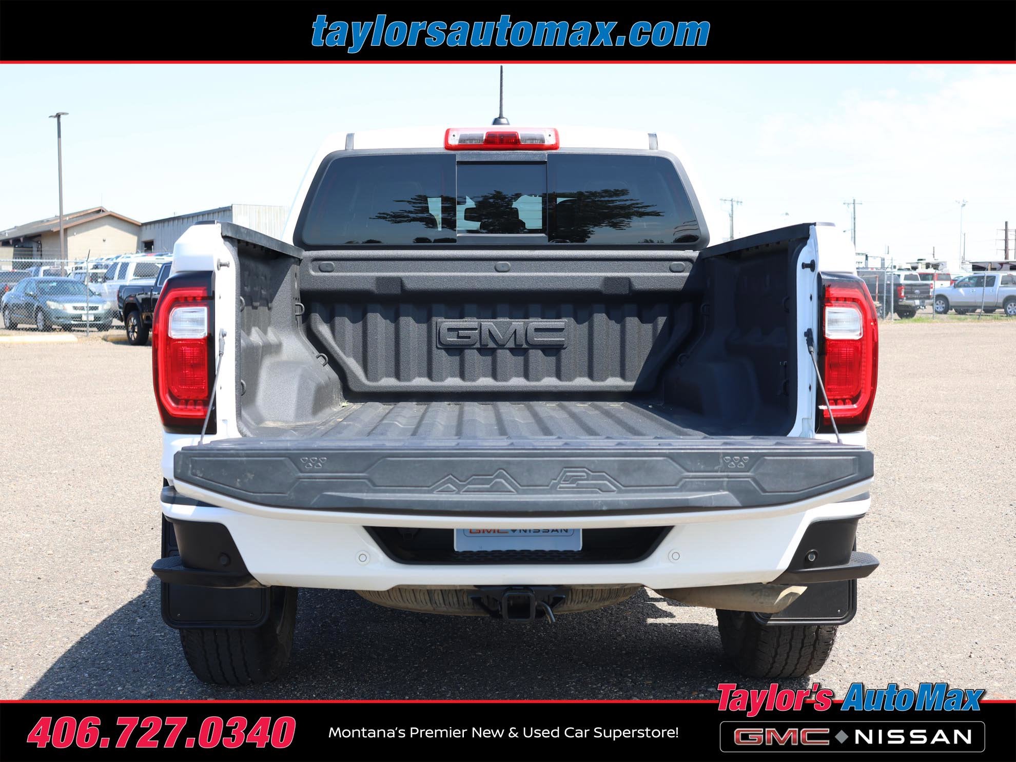 2023 GMC Canyon 4WD AT4