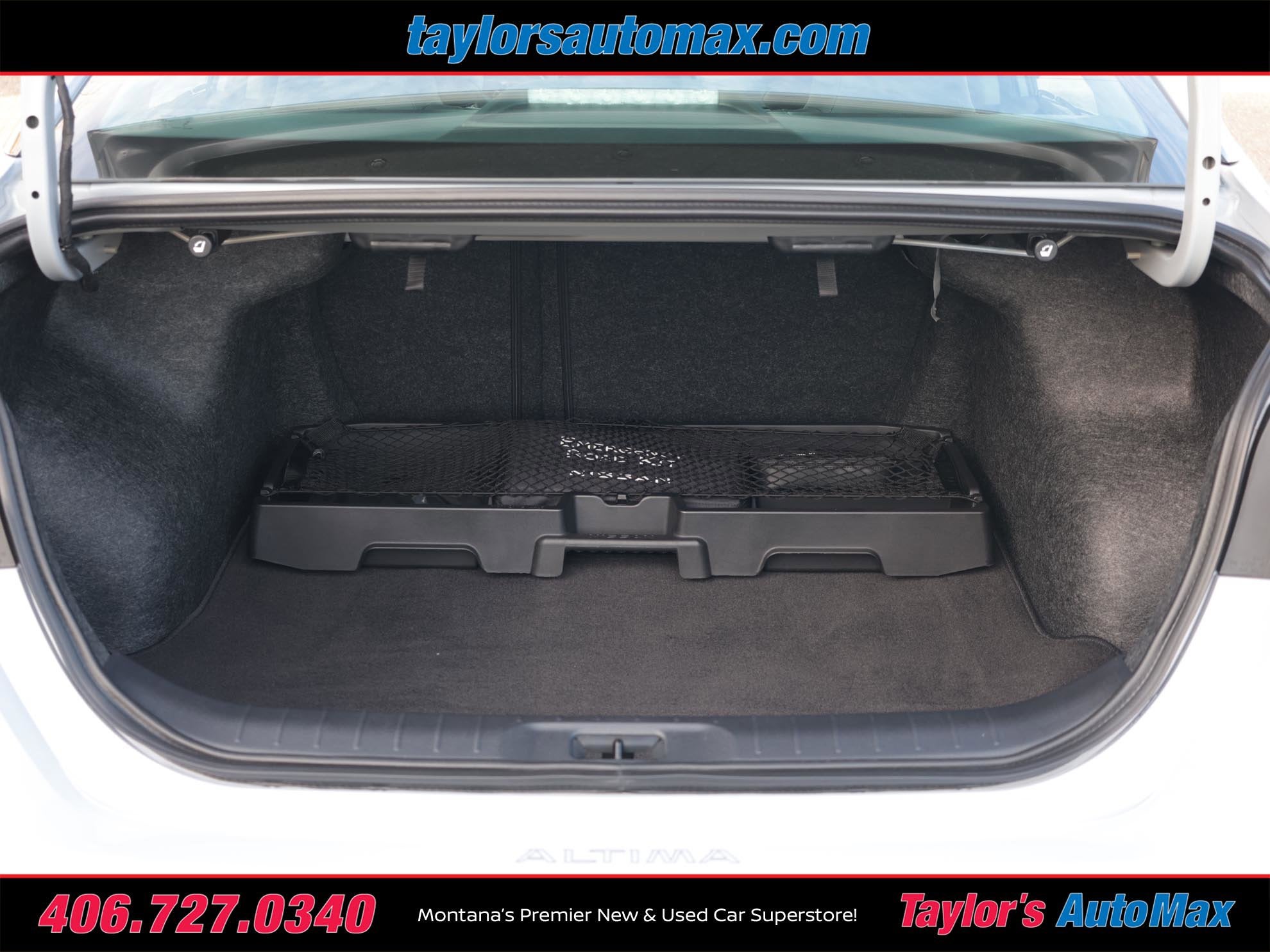 2025 Nissan Altima SR