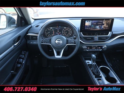 2025 Nissan Altima SR