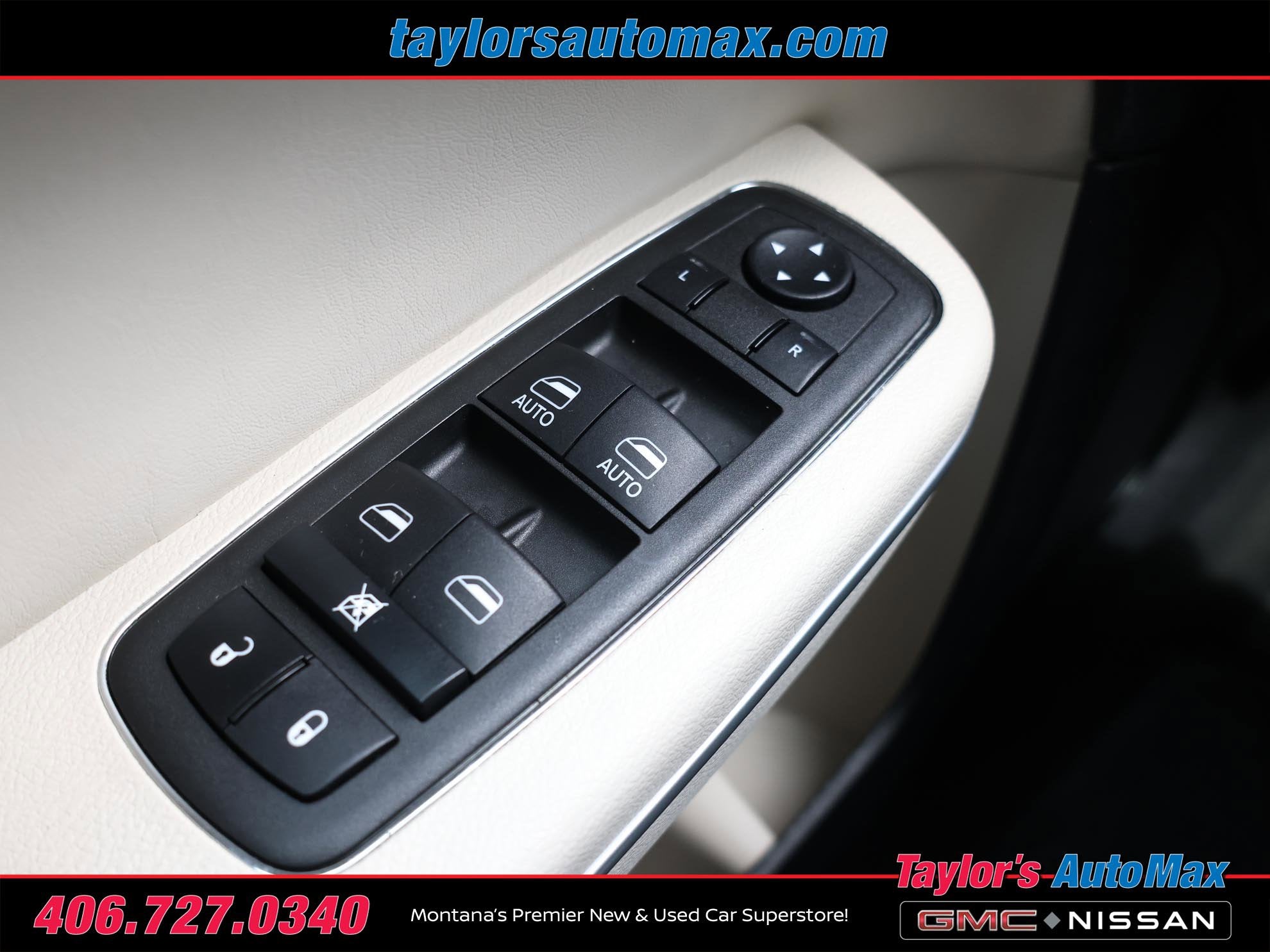 2022 Chrysler 300 Touring L