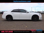 2022 Chrysler 300 Touring L
