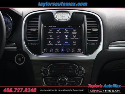 2022 Chrysler 300 Touring L