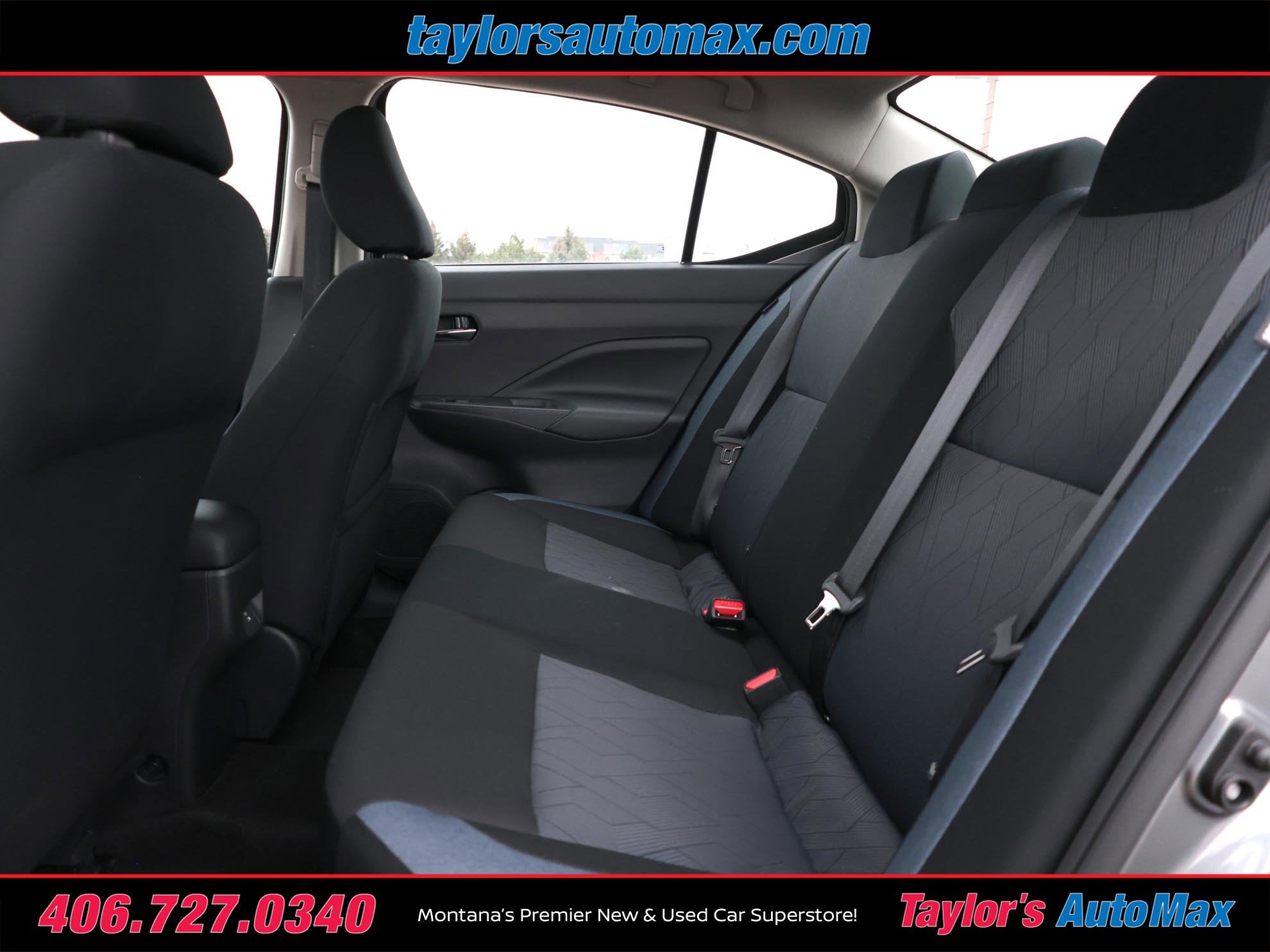 2025 Nissan Versa SV