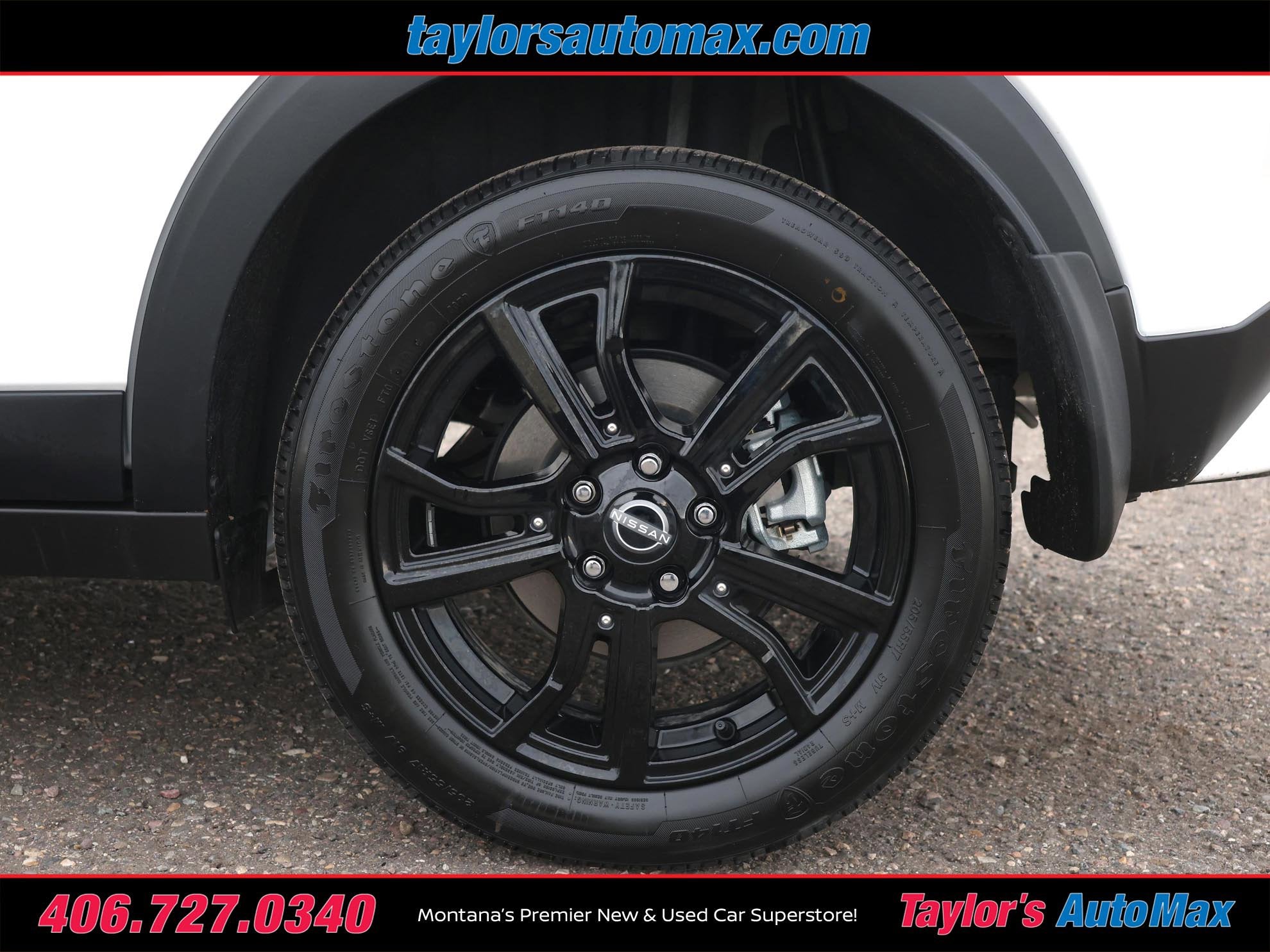 2024 Nissan Kicks SR