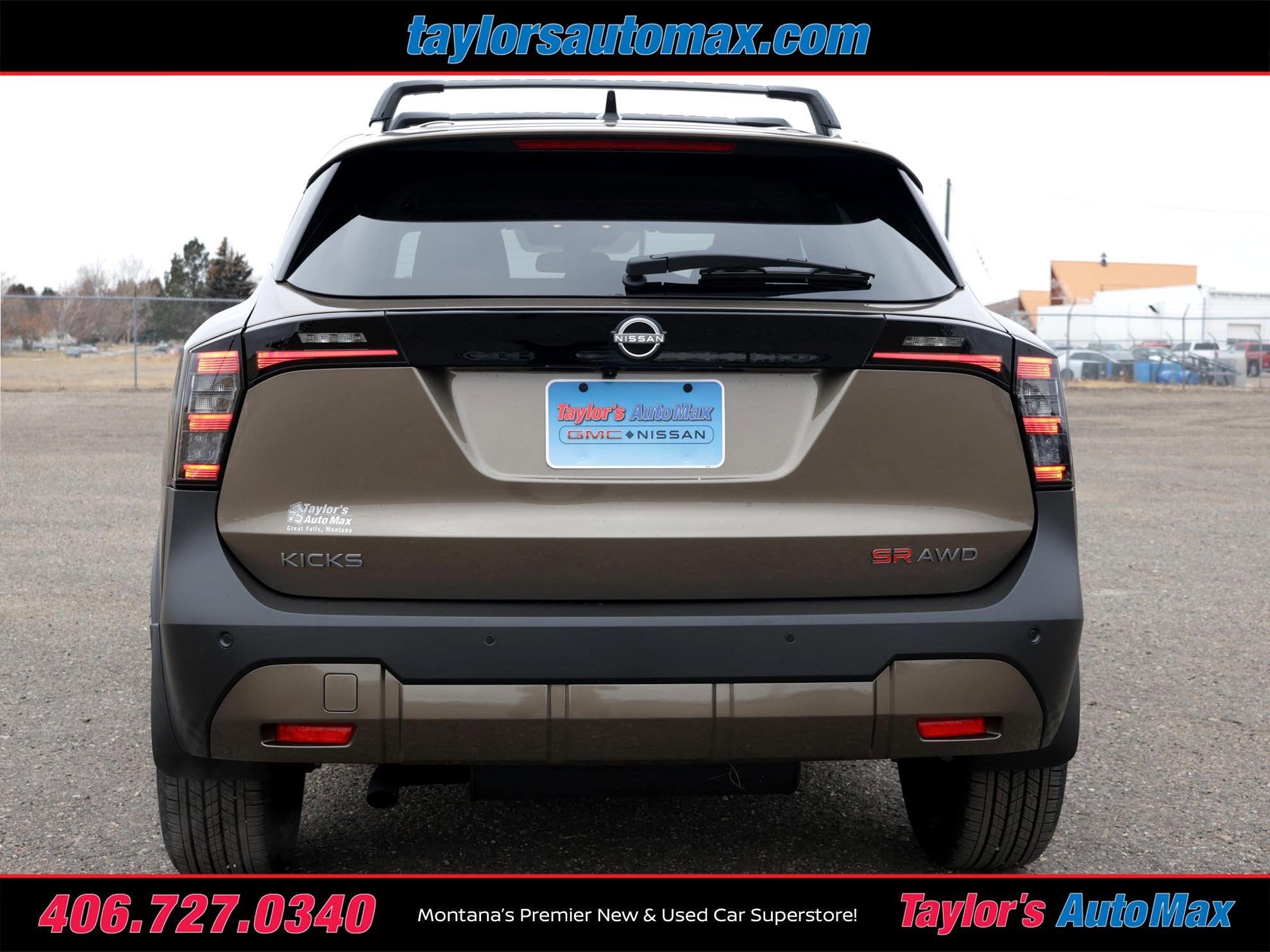 2026 Nissan Kicks SR