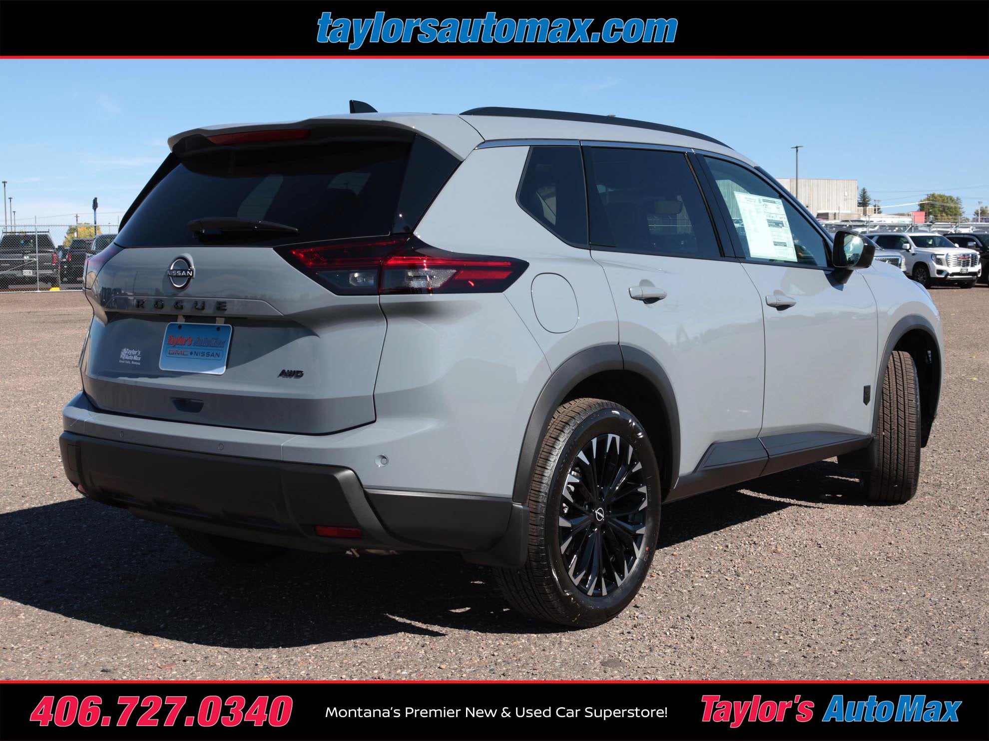 2026 Nissan Rogue Dark Armor