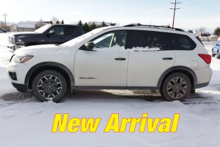 2020 Nissan Pathfinder SL