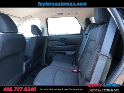 2024 Nissan Pathfinder S