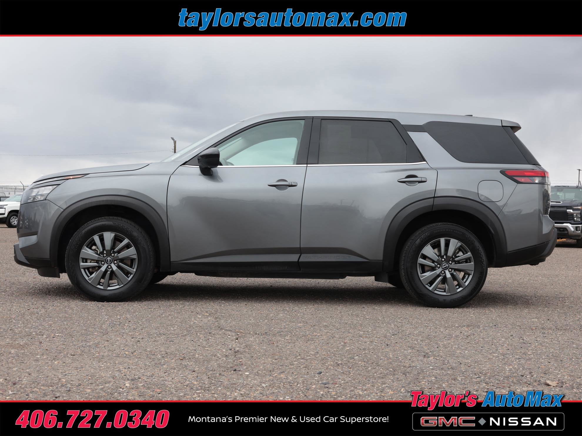2024 Nissan Pathfinder S