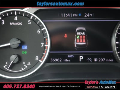 2024 Nissan Pathfinder SV