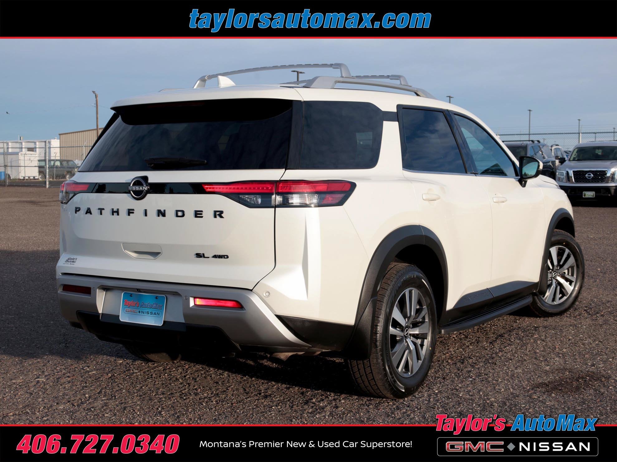 2023 Nissan Pathfinder SL