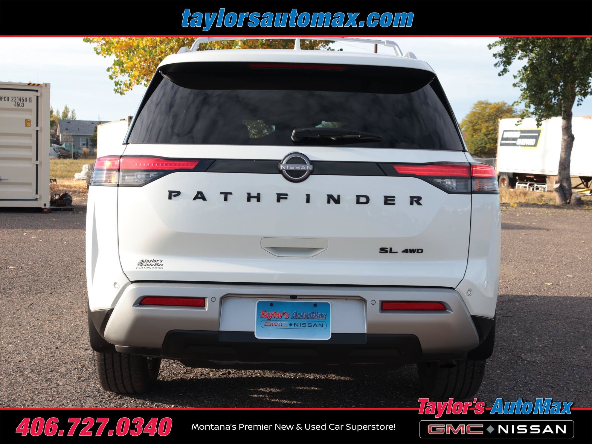 2023 Nissan Pathfinder SL