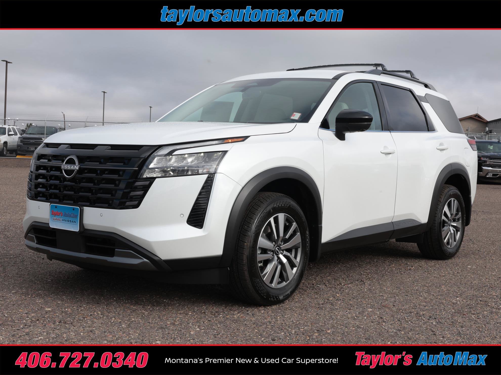 2026 Nissan Pathfinder SL