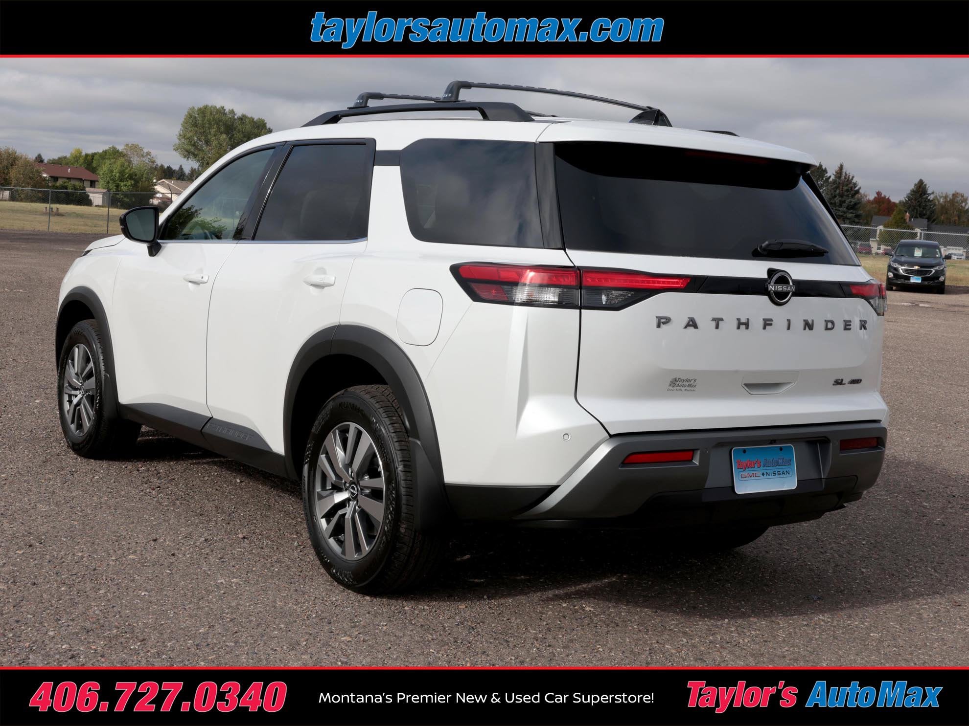 2026 Nissan Pathfinder SL