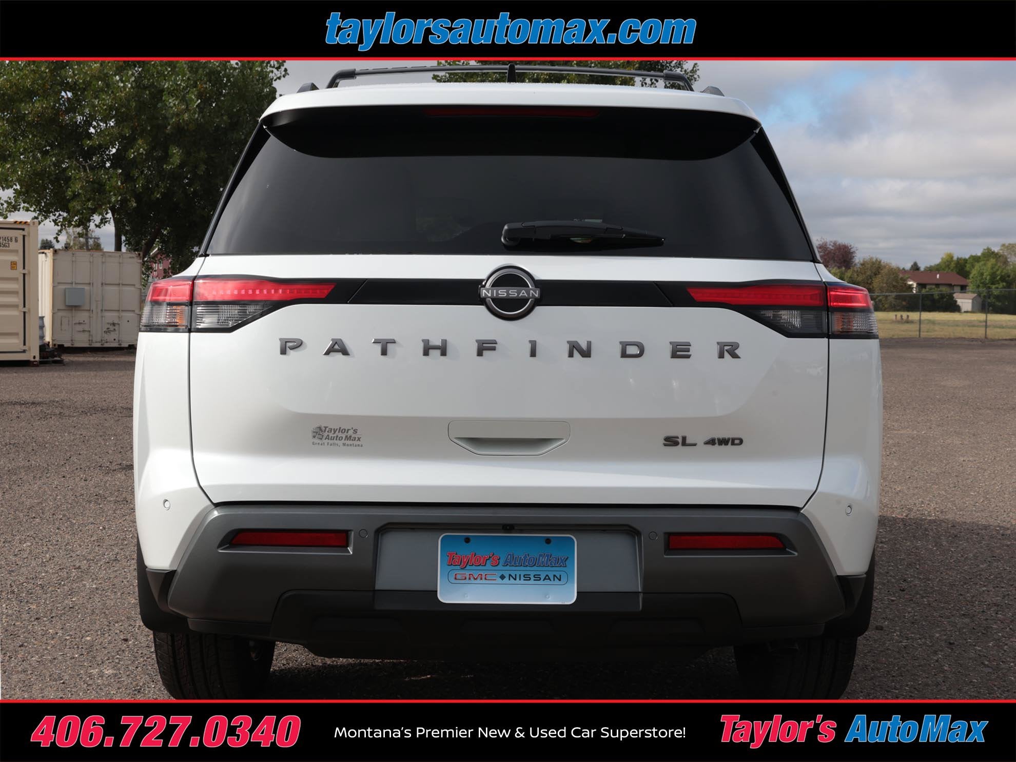 2026 Nissan Pathfinder SL