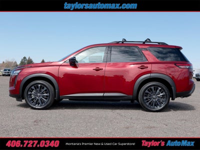 2026 Nissan Pathfinder SL