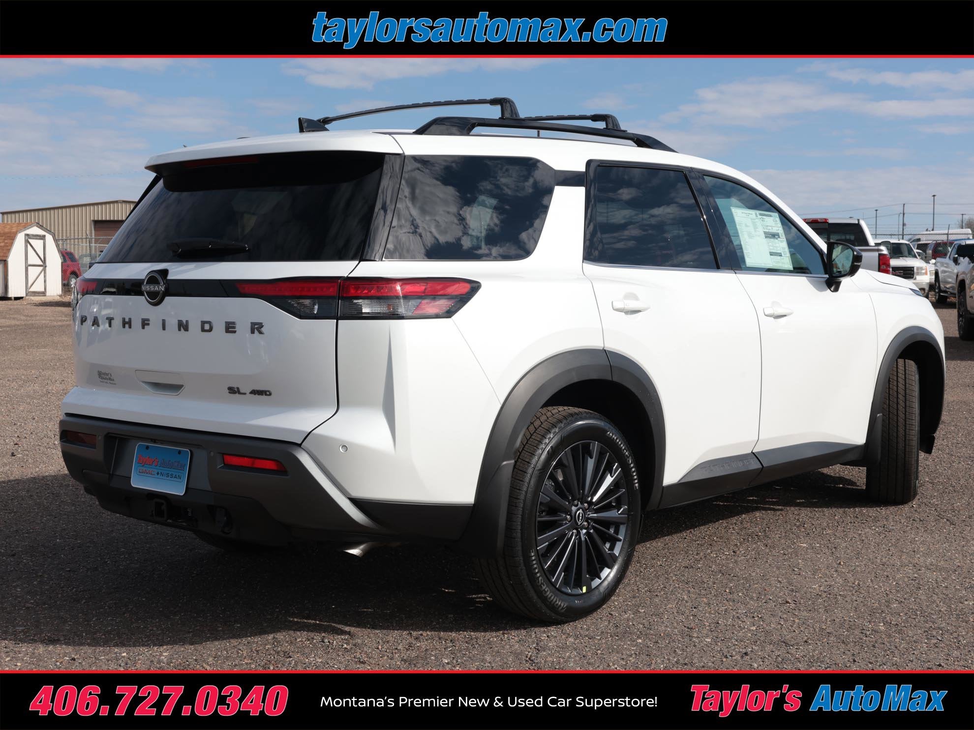 2026 Nissan Pathfinder SL