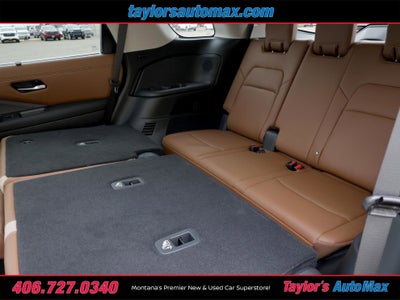 2026 Nissan Pathfinder Platinum