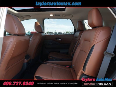 2024 Nissan Pathfinder Platinum
