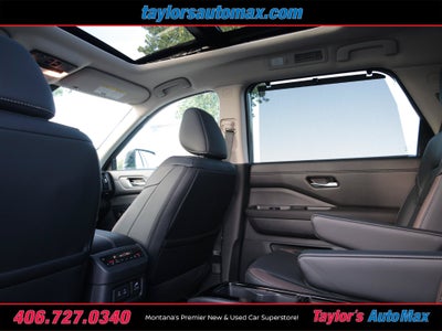 2026 Nissan Pathfinder Platinum