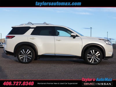 2024 Nissan Pathfinder Platinum