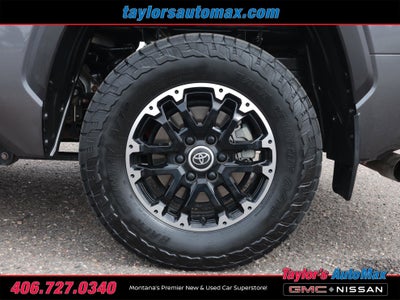 2022 Toyota Tundra 4WD SR5