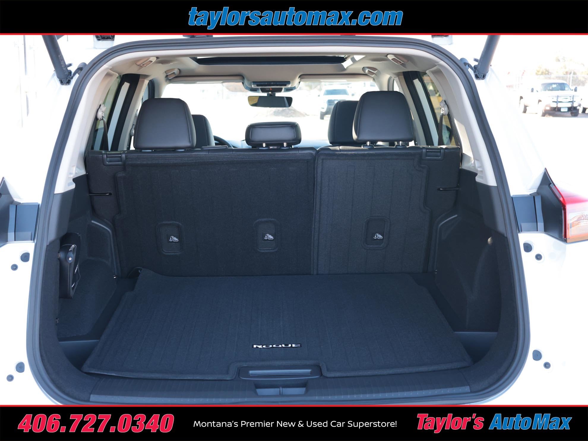 2026 Nissan Rogue Dark Armor