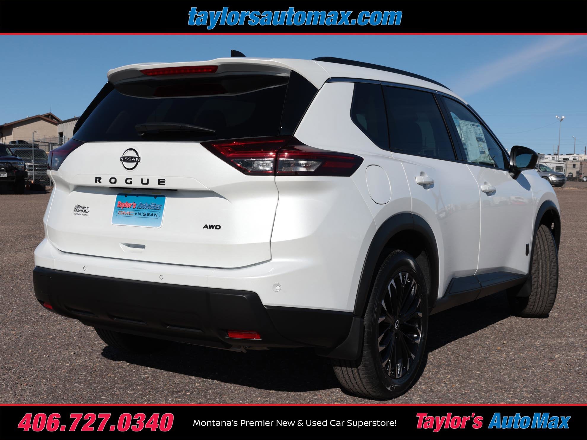 2026 Nissan Rogue Dark Armor